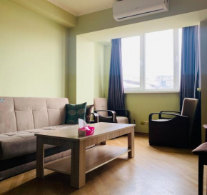 Cozy apartment near Republic Square